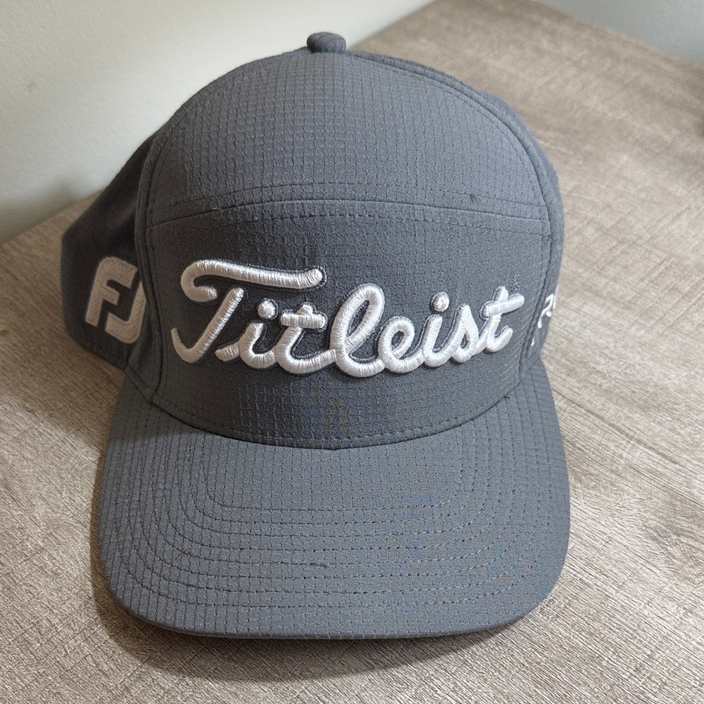 Titleist Charcoal Men's‎ Hat